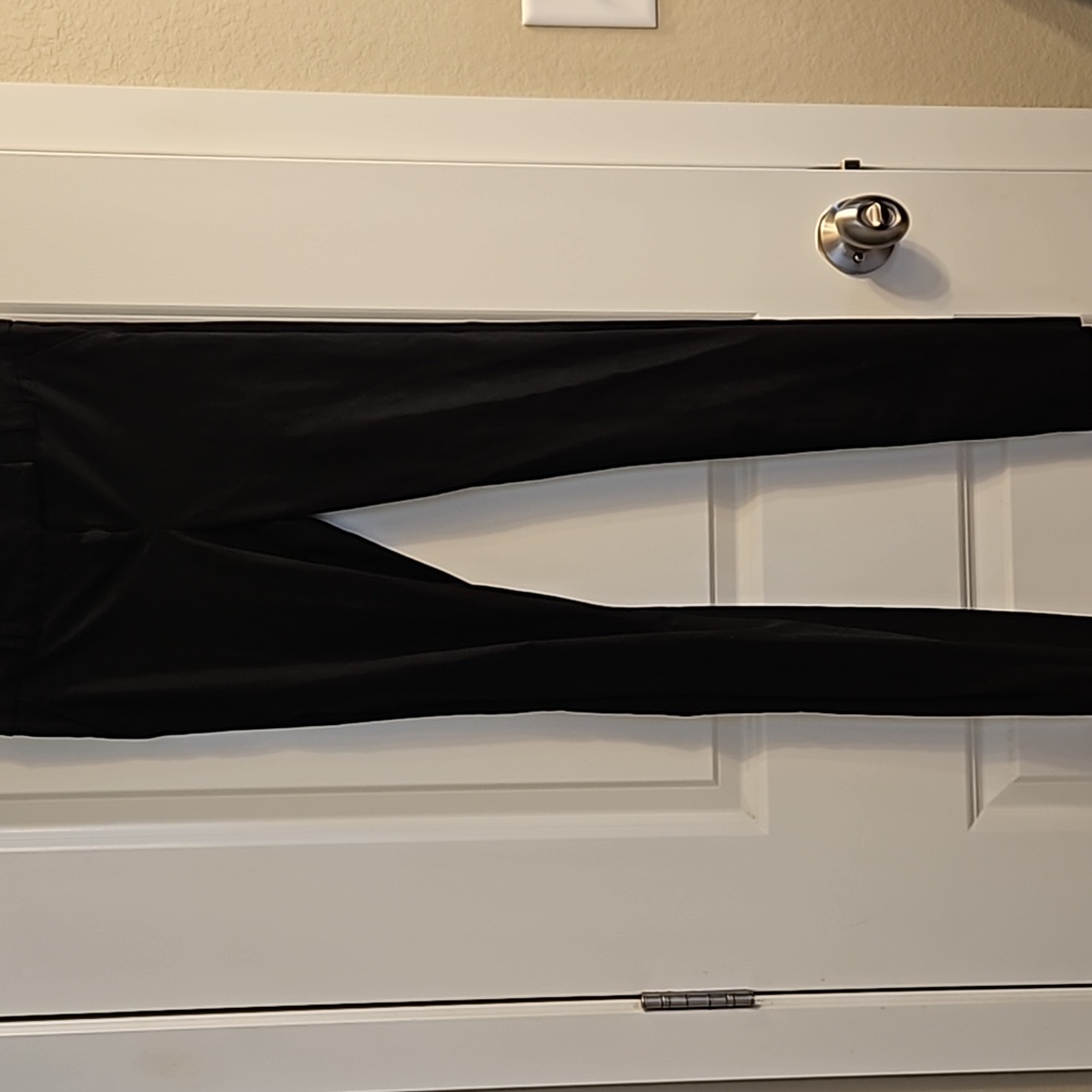 Papaya DAZZ, small black trousers